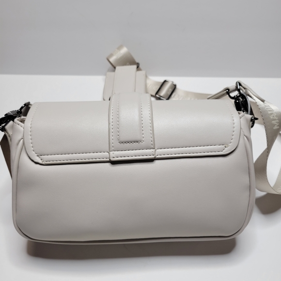 NWT STEVE MADDEN Chalk Shoulder Bag - Picture 2 of 12